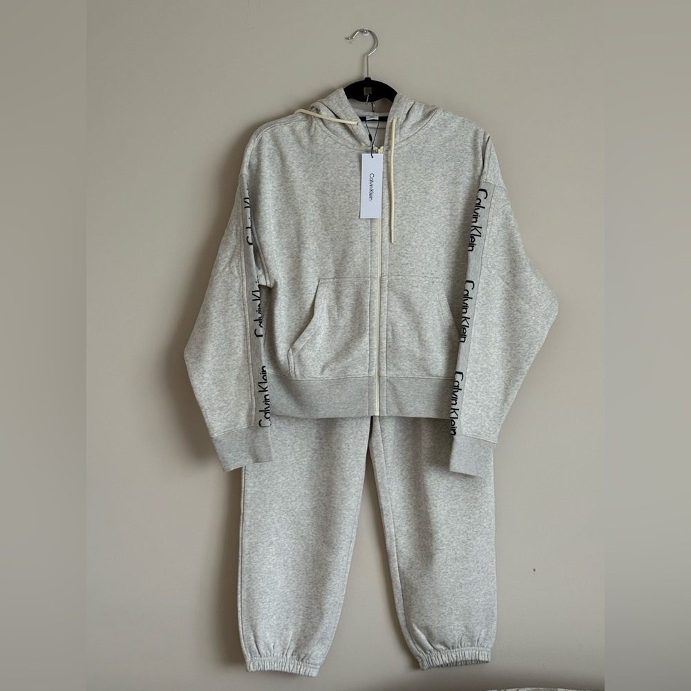 2 PC Calvin Klein LOGO TAPE KNIT FULL ZIP HOODIE & JOGGER SET SZ.M - Picture 10 of 16